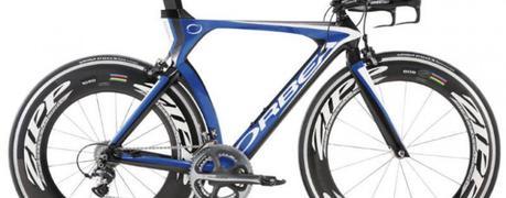 DIFERENCIAS ENTRE UNA BICICLETA DE TRIATLÓN Y DE CICLISMO.