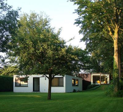 Casa Ampliada en Estilo Moderno en Belgica