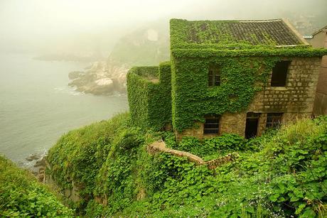 pueblo abandonado en China