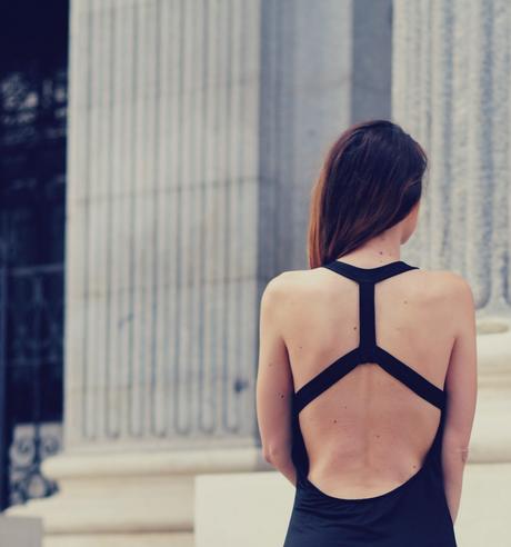 UN VESTIDO NEGRO MUY ESPECIAL