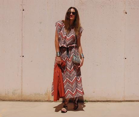 mÁXI pRINT + bLAZER #nOUNIFORMES