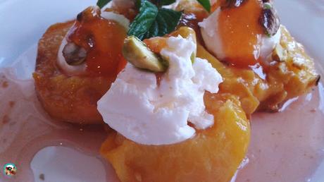 Melocotones en malvasía