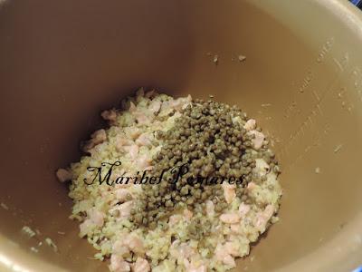 Arroz integral y lentejas con salmón ahumado.
