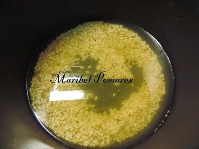 Arroz integral y lentejas con salmón ahumado.