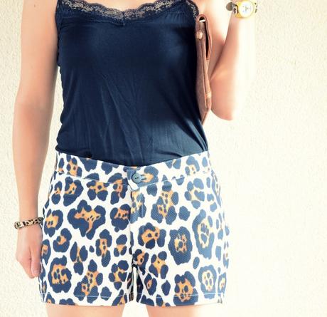 Mi vestido azul- Animal print shorts (9)