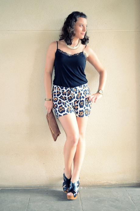 Mi vestido azul- Animal print shorts (4)