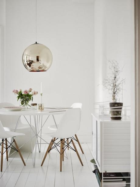 Round Dinning Table Style