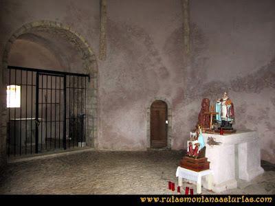 Interior de la Ermita Santiago en el Monsacro