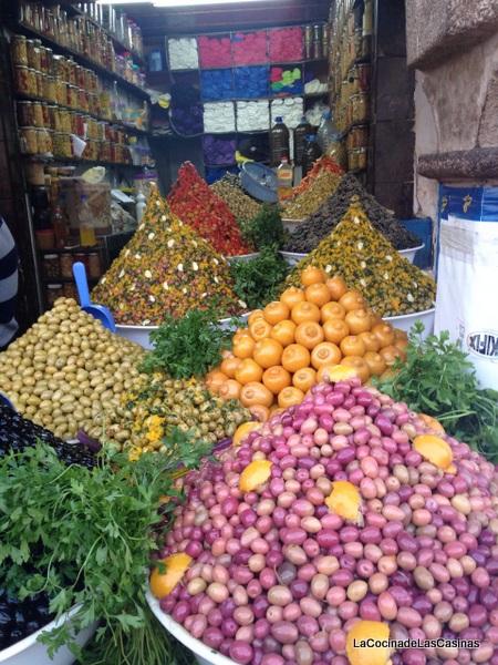 Las Chikas en Essaouira. Tagine de Cordero con Pasas y Aceitunas Verdes (Tagine de Souris d'Agneau)