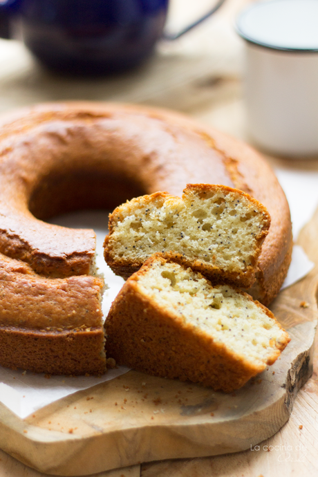 Lemon poppy seeds bundt cake - #BundtBakers lemon-poppy-seeds-bundt-cake-bundtbakers