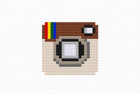 Lego brands: logos de marcas recreados en Lego