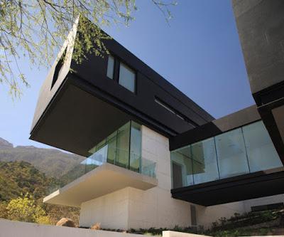 Casa Minimalista en Parque Nacional Chipinque