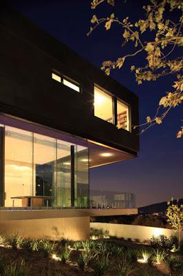 Casa Minimalista en Parque Nacional Chipinque