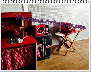 Encargo de cocinita y tabla de planchar de madera