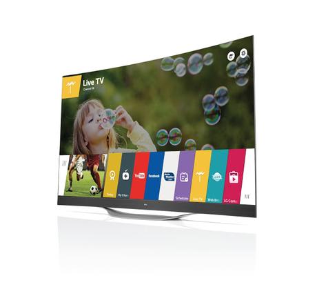 LG presentó los televisores más grandes del Ecuador.