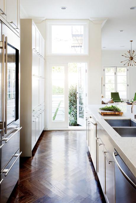 El suelo de espiga de Paris... Una manera de colocar el parqué que aporta clase y elegancia. El suelo de espiga de Paris... Una manera de colocar el parqué que aporta clase y elegancia.