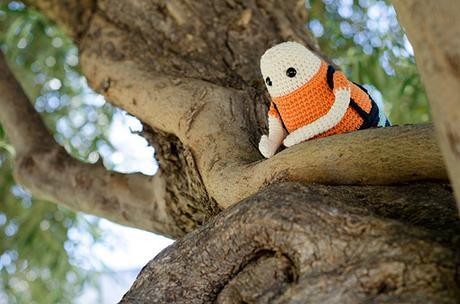Minus quiere una casa en un árbol