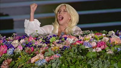 Lady Gaga, canta “Imagine” en Azerbaiyán