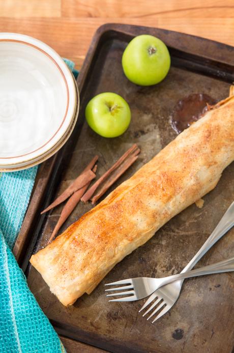 Desayuno Perfecto: Strudel de masa filo manzanas y canela