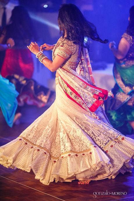 UNA BODA HINDU EN TAILANDIA LLENA DE COLOR