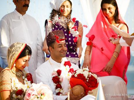 UNA BODA HINDU EN TAILANDIA LLENA DE COLOR