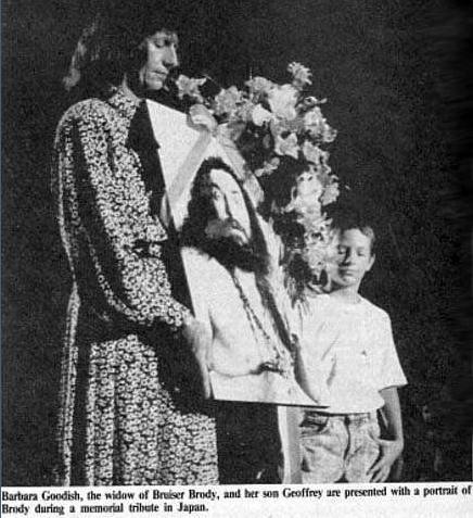 memorial-bruiser-brody-cincodays-com