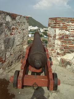 BLOG FOTOGRAFÍA (PARTE 8: CAMINANDO CARTAGENA... CASTILLO DE SAN FELIPE)