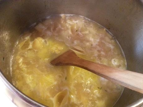 Pasta con patatas y queso provolone – Pasta con patatas – Pasta patate e provola affumicata pastapatatasprovola3