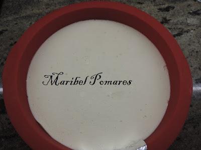 Tarta chocolate blanco y galletas oreo.