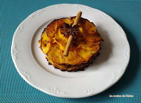 Tartitas de hojaldre y melocotón al anís