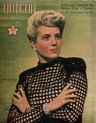 Paco Jamandreu en mi mesa de luz