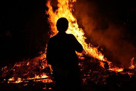 Vive con encanto la Noche de San Juan, por @GoEuro GoEuro: San Juan - Fuego