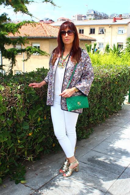 MIS LOOKS - CHAQUETA ESTILO KIMONO