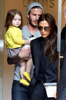 Victoria Beckham dona parte del vestuario de Harper