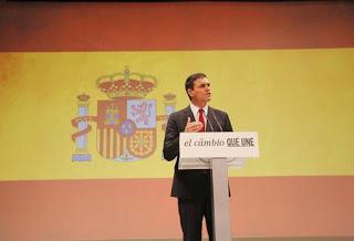 Bajo una gran bandera española