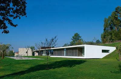 Casa Vanguardista en Taide