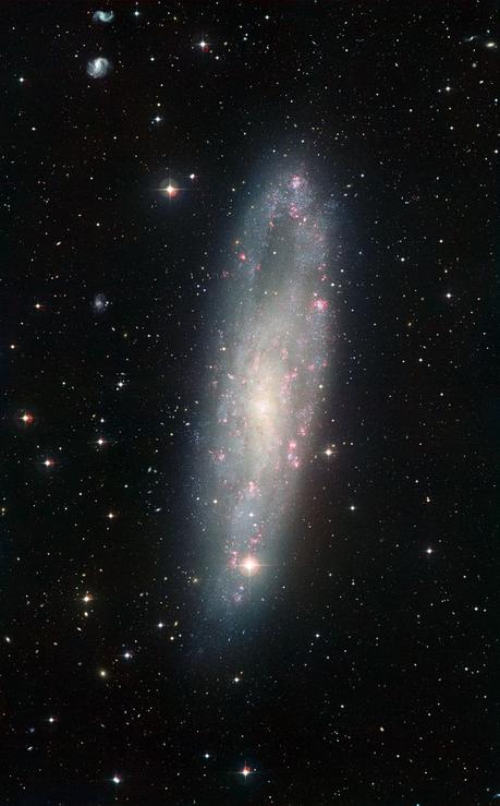 El disco de polvo de NGC 247