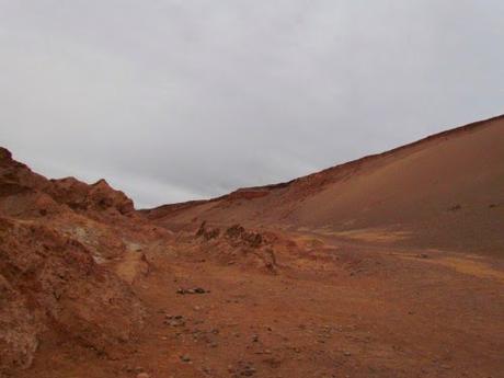Sandboard en el Valle de la Muerte. Desierto de Atacama. Chile