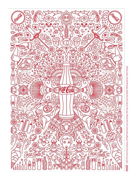 Artistas homenajean los 100 años de la botella de Coca-Cola