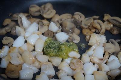 Arroz integral con sepia y champiñones