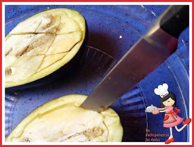 * Berenjenas rellenas de atún (tradicional)
