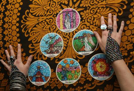 Los pros y contras de que te lean las cartas del tarot.