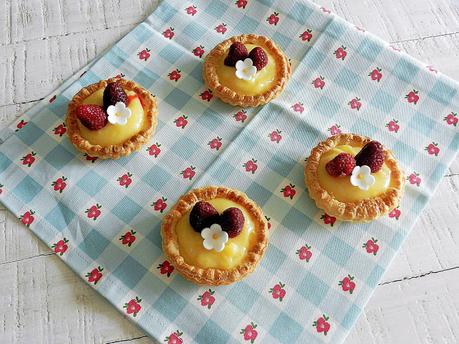 Tartaletas de lemon curd y frambuesas