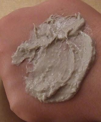 Las mascarillas faciales de LA CHINATA - un tratamiento facial digno de un salón de belleza