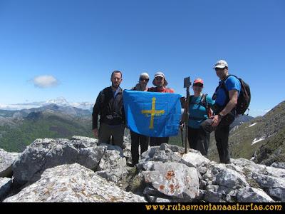 Ruta Les Rapaines, Lago Ubales, Cascayón: Cima de la Peña Fornos