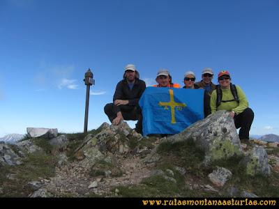 Ruta Les Rapaines, Lago Ubales, Cascayón: Cima del Cascayón