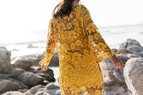 Carmel_By_The_Sea-Collage_On_The_Road-Lace_Dress-Yellow-Beach_outfit-Collage_Vintage-35