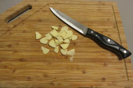 Coliflor con refrito de ajos y guindilla