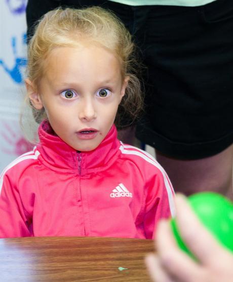 Estudio: los hombres no son mejores científicos, sólo creen que lo son