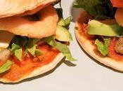 Sándwiches piadinas embutido vegetal mozzarella casera vegana